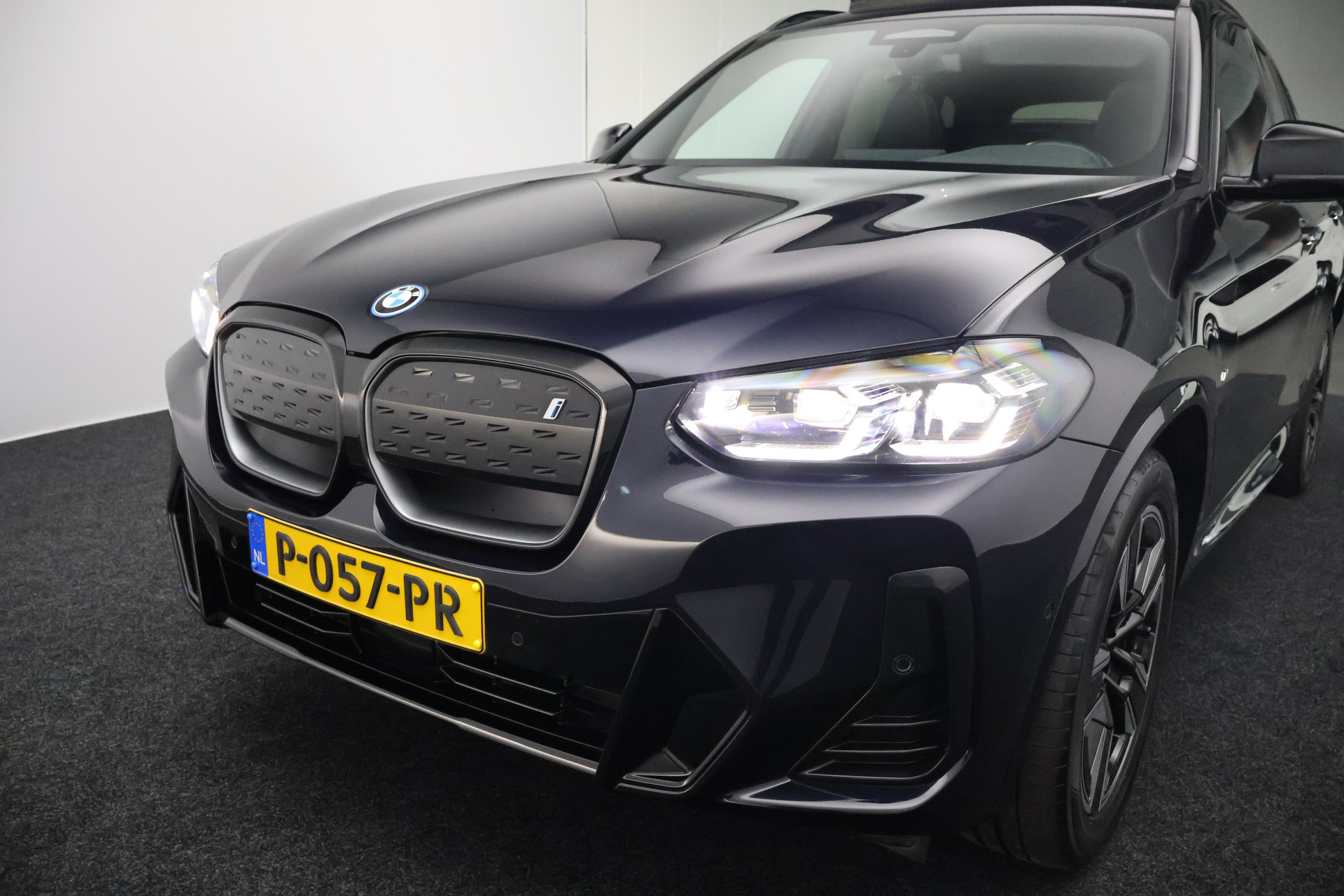Hoofdafbeelding BMW iX3