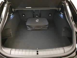 Porsche Taycan Porsche Taycan Sport Turismo Performance-accu Bose, Panoramadak, 22'' velgen - afbeelding nr 32
