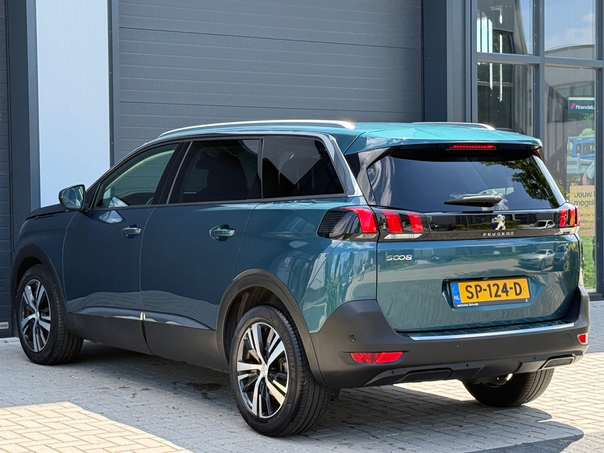 Hoofdafbeelding Peugeot 5008