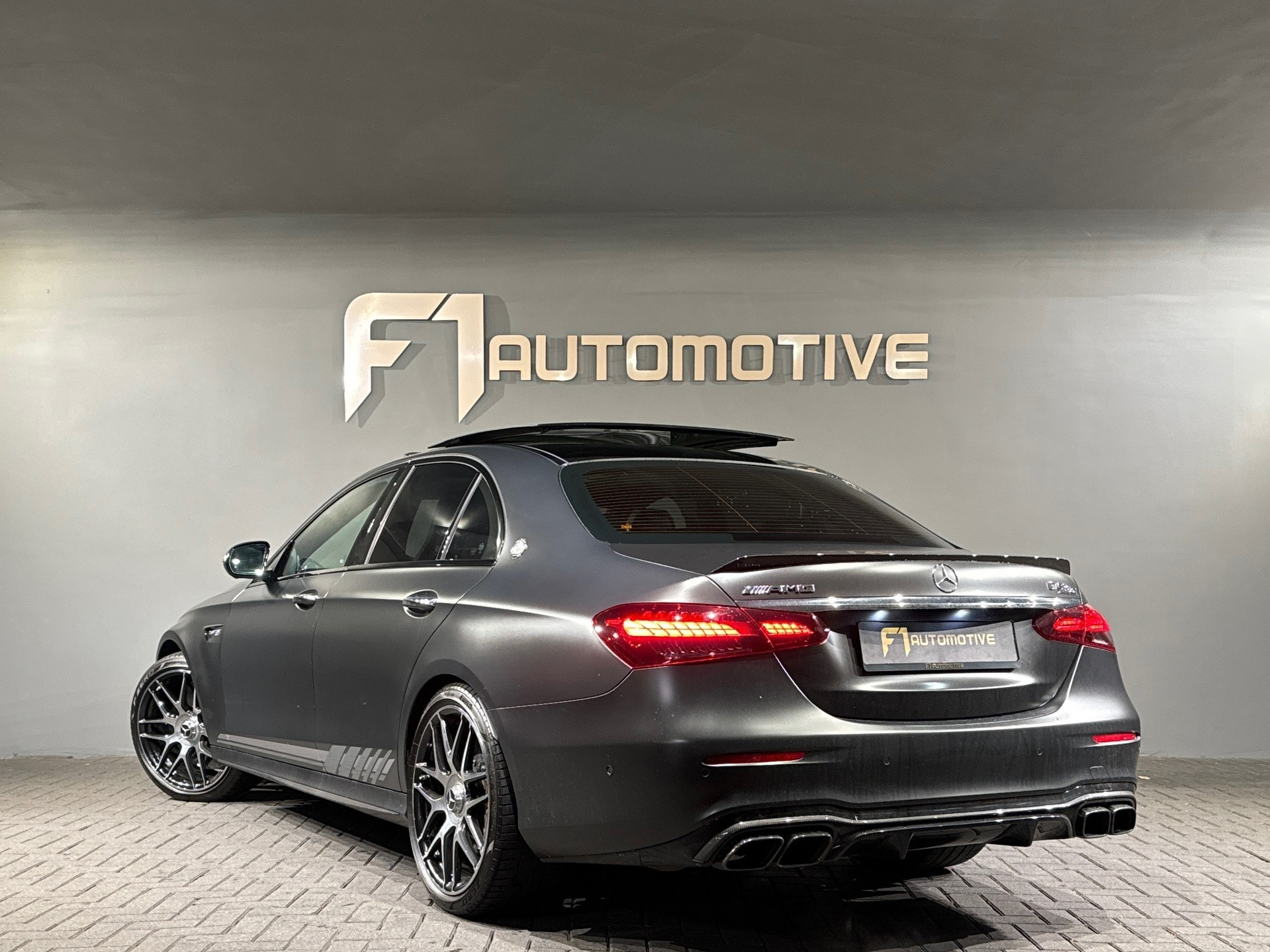 Hoofdafbeelding Mercedes-Benz E-Klasse