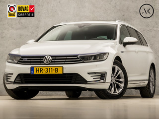 Volkswagen Passat Variant 1.4 TSI GTE Highline 218Pk Automaat (PANORAMADAK, NAVIGATIE, LEDER/ALCANTARA, STOELVERWARMING, SPORTSTOELEN, ADAPTIVE CRUISE, GETINT GLAS, KEYLESS, TREKHAAK, NIEUWE APK, NIEUWSTAAT)
