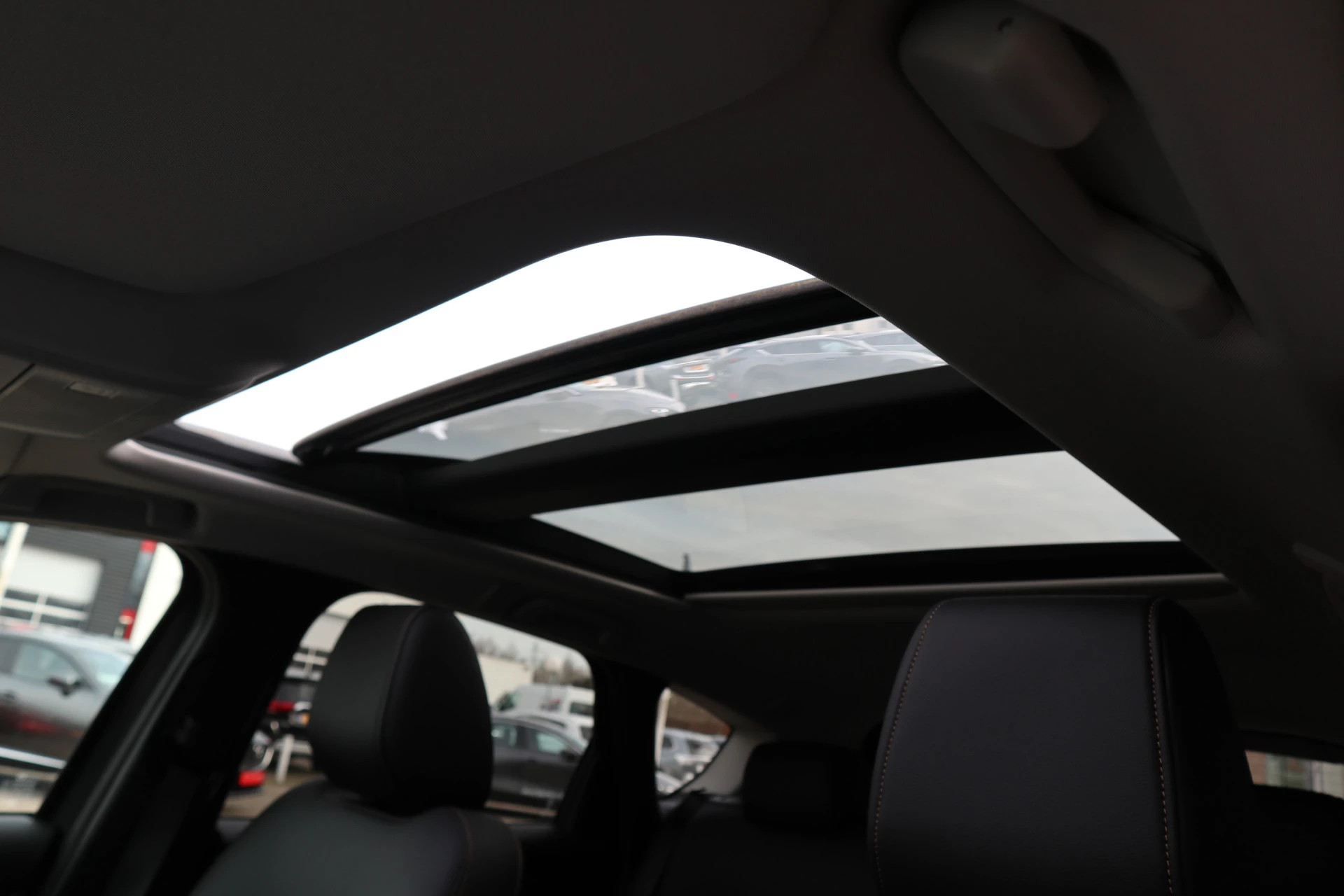 Hoofdafbeelding Mazda CX-60