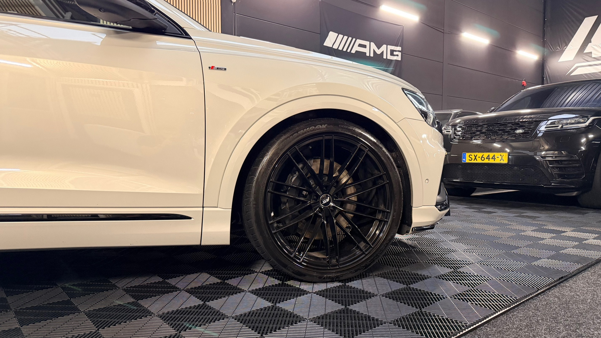 Hoofdafbeelding Audi Q8