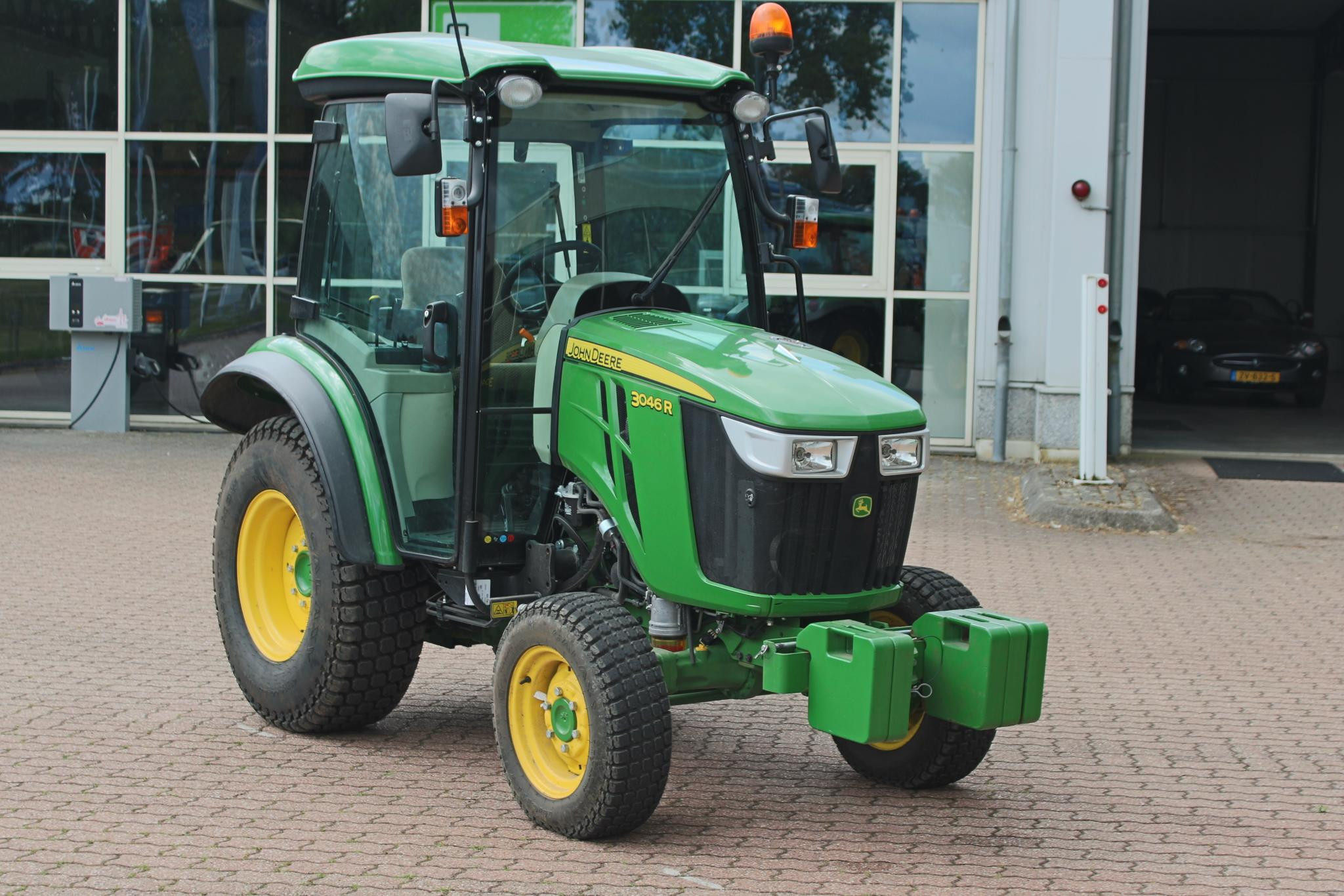 Hoofdafbeelding John Deere 3046r
