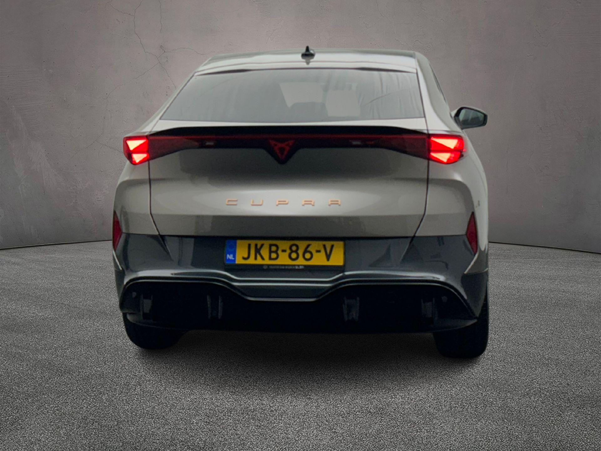 Hoofdafbeelding CUPRA Tavascan