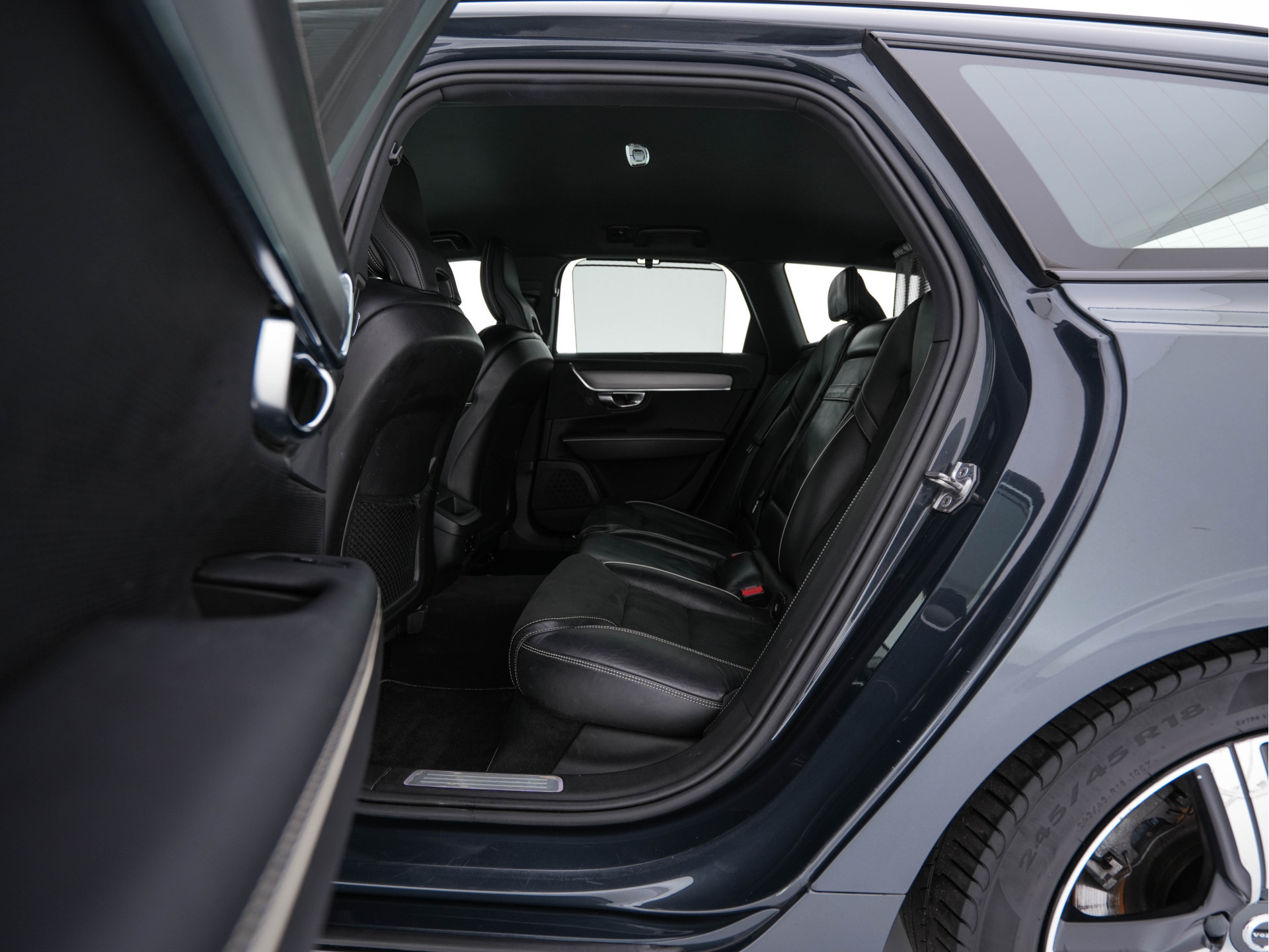 Hoofdafbeelding Volvo V90