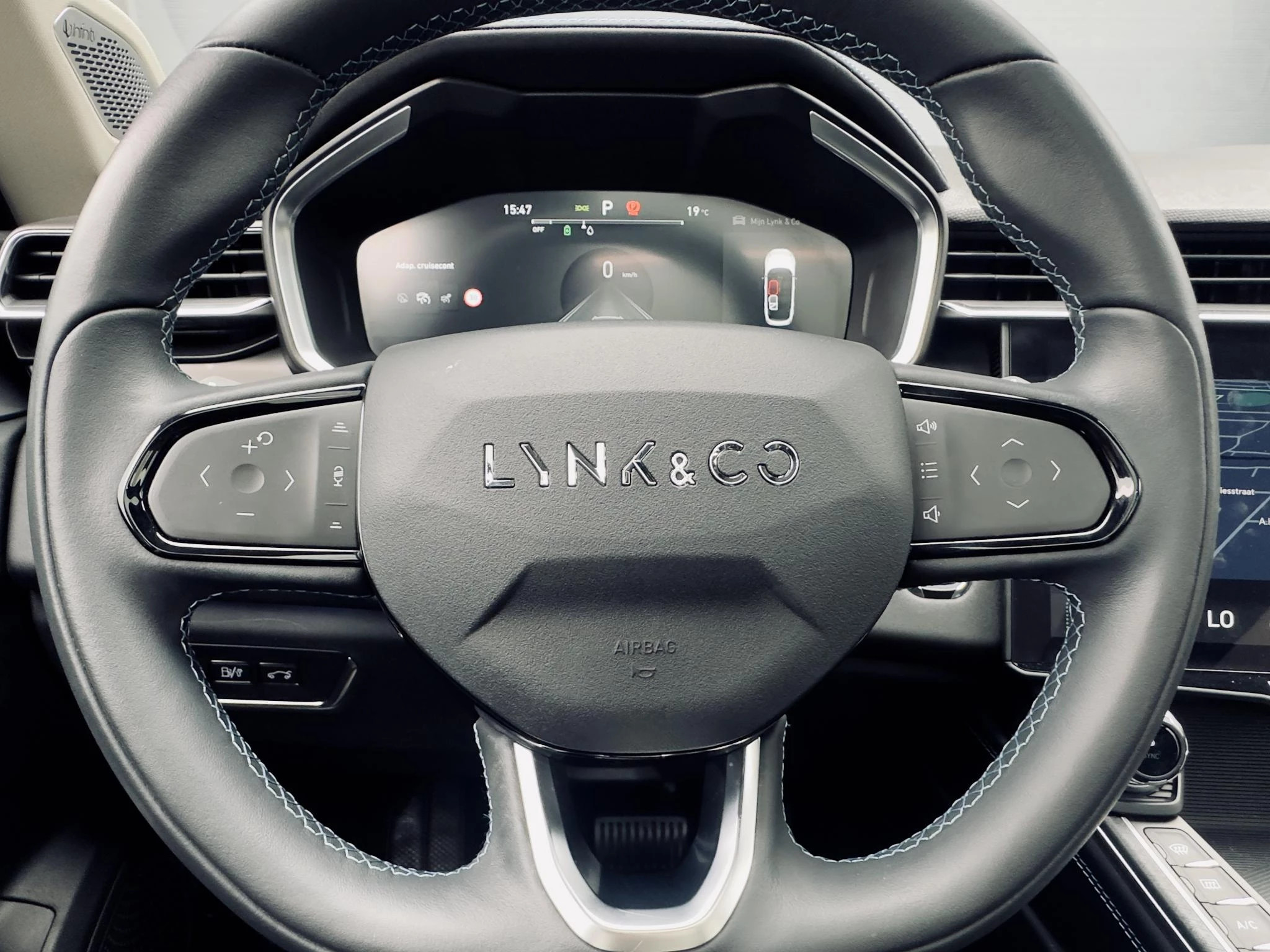 Hoofdafbeelding Lynk & Co 01