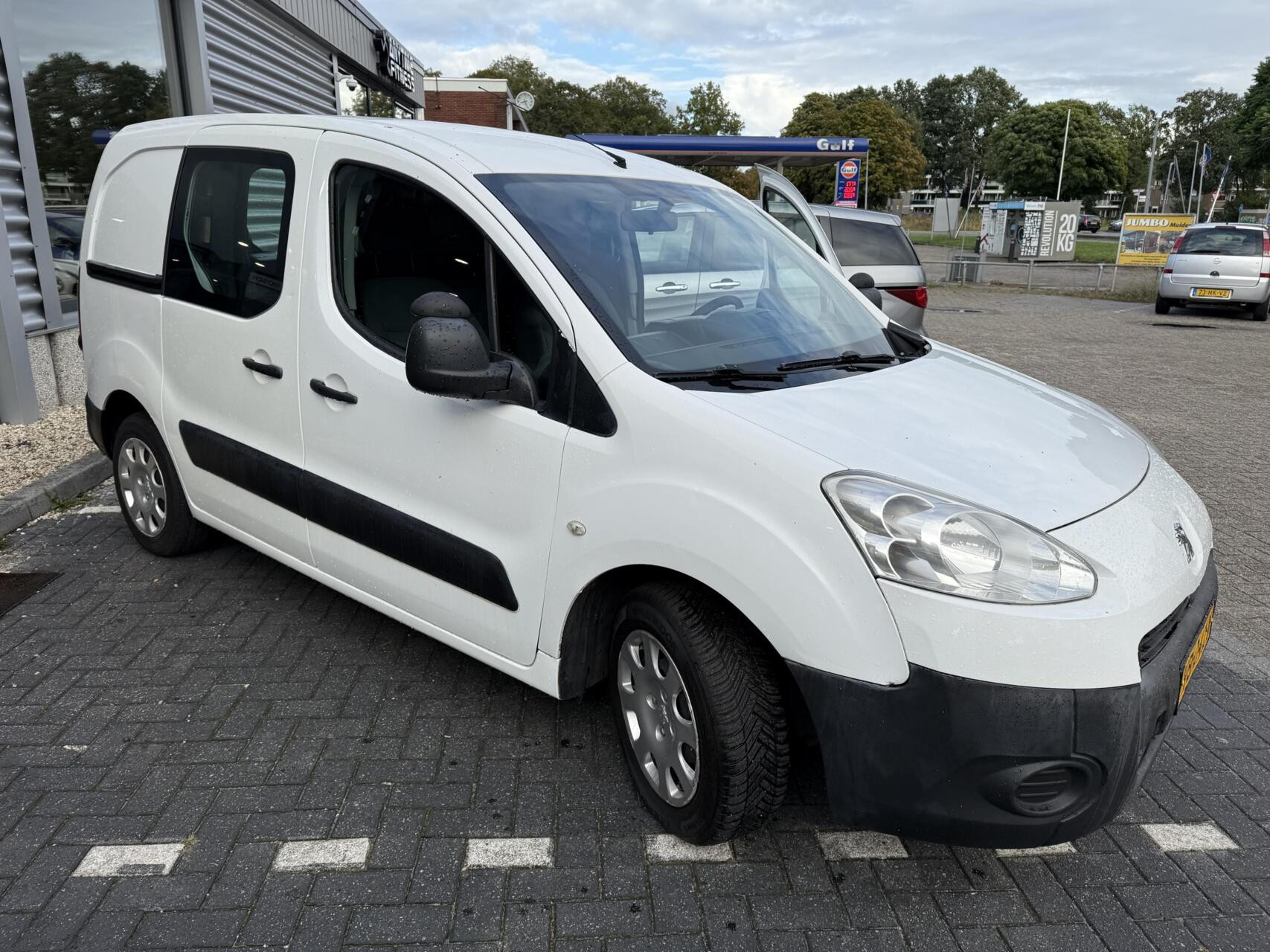 Hoofdafbeelding Peugeot Partner