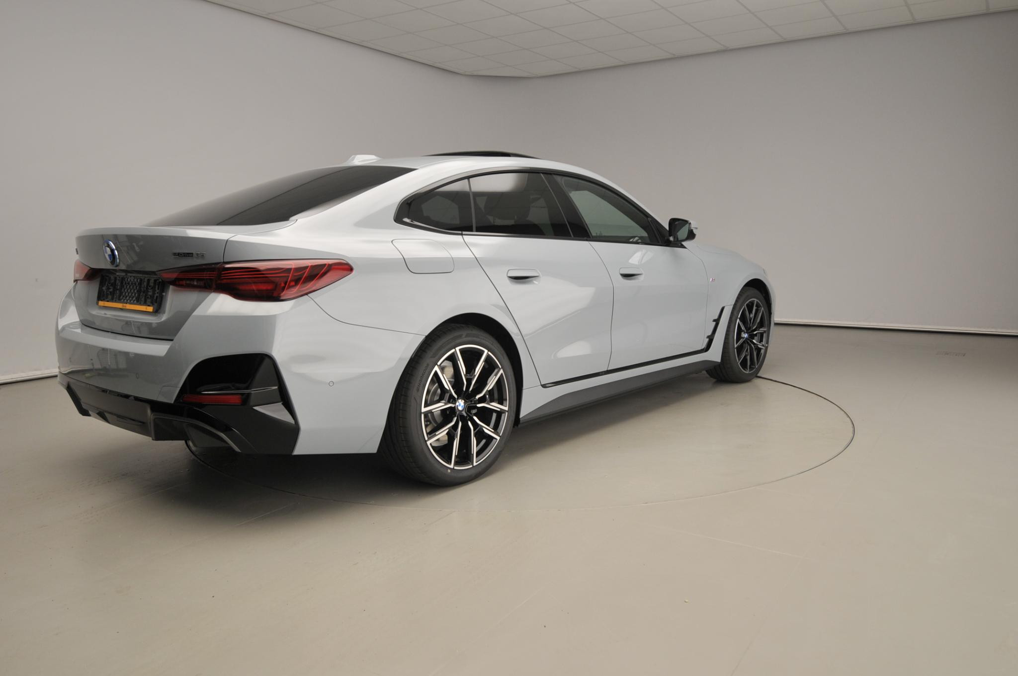 Hoofdafbeelding BMW i4