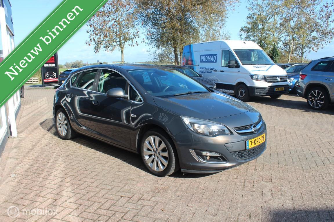 Hoofdafbeelding Opel Astra