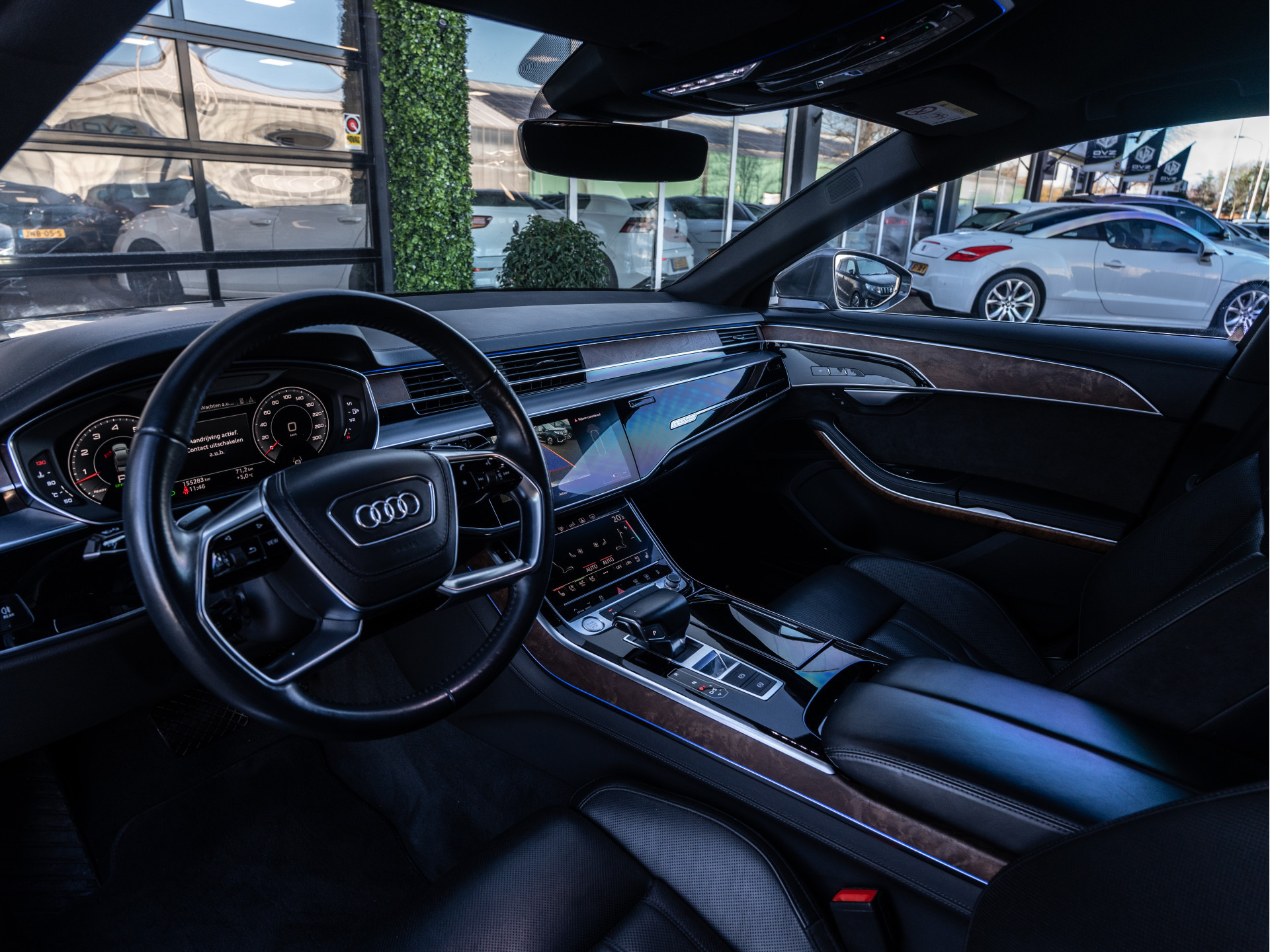 Hoofdafbeelding Audi A8