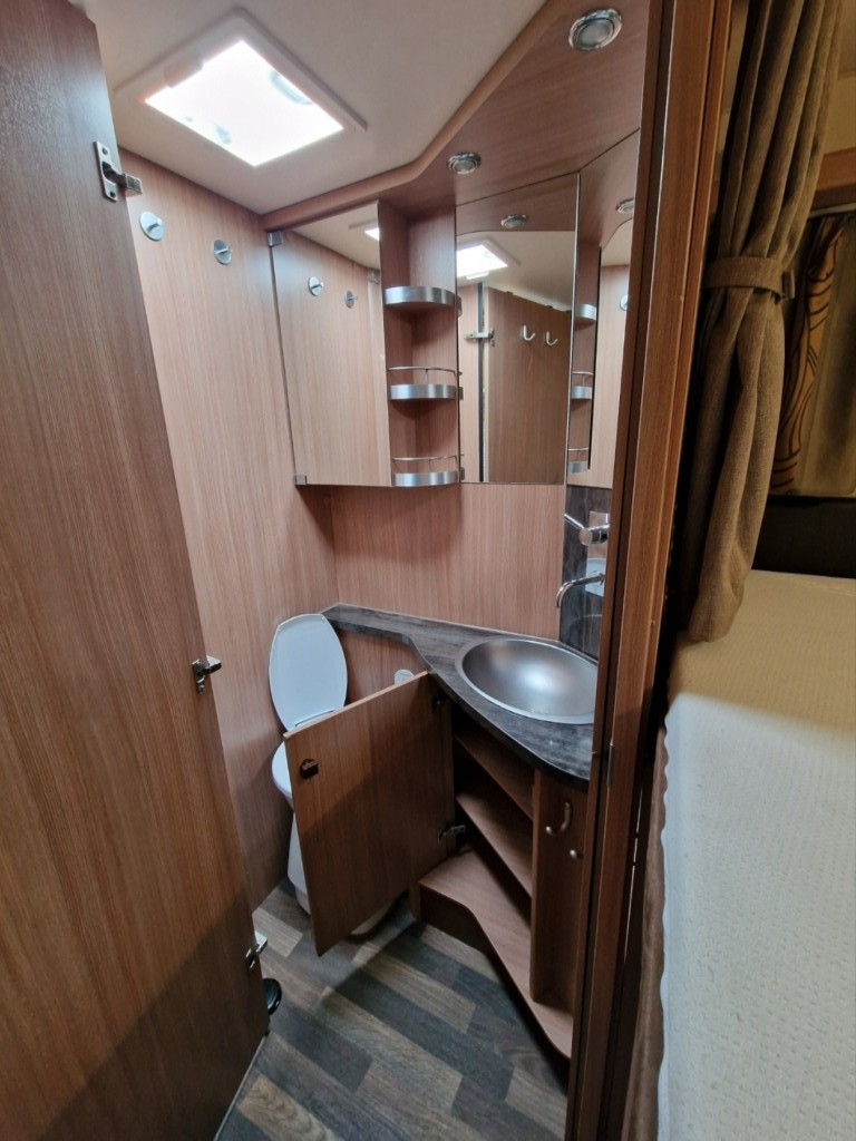 Hoofdafbeelding Knaus Camper