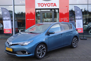 Toyota Auris 1.8 HYBRID DYNAMIC 5-DEURS STOELVERW. P-SENSOREN CAMERA CRUISE NAVI 17"LM-VELGEN DEALERONDERHOUDEN