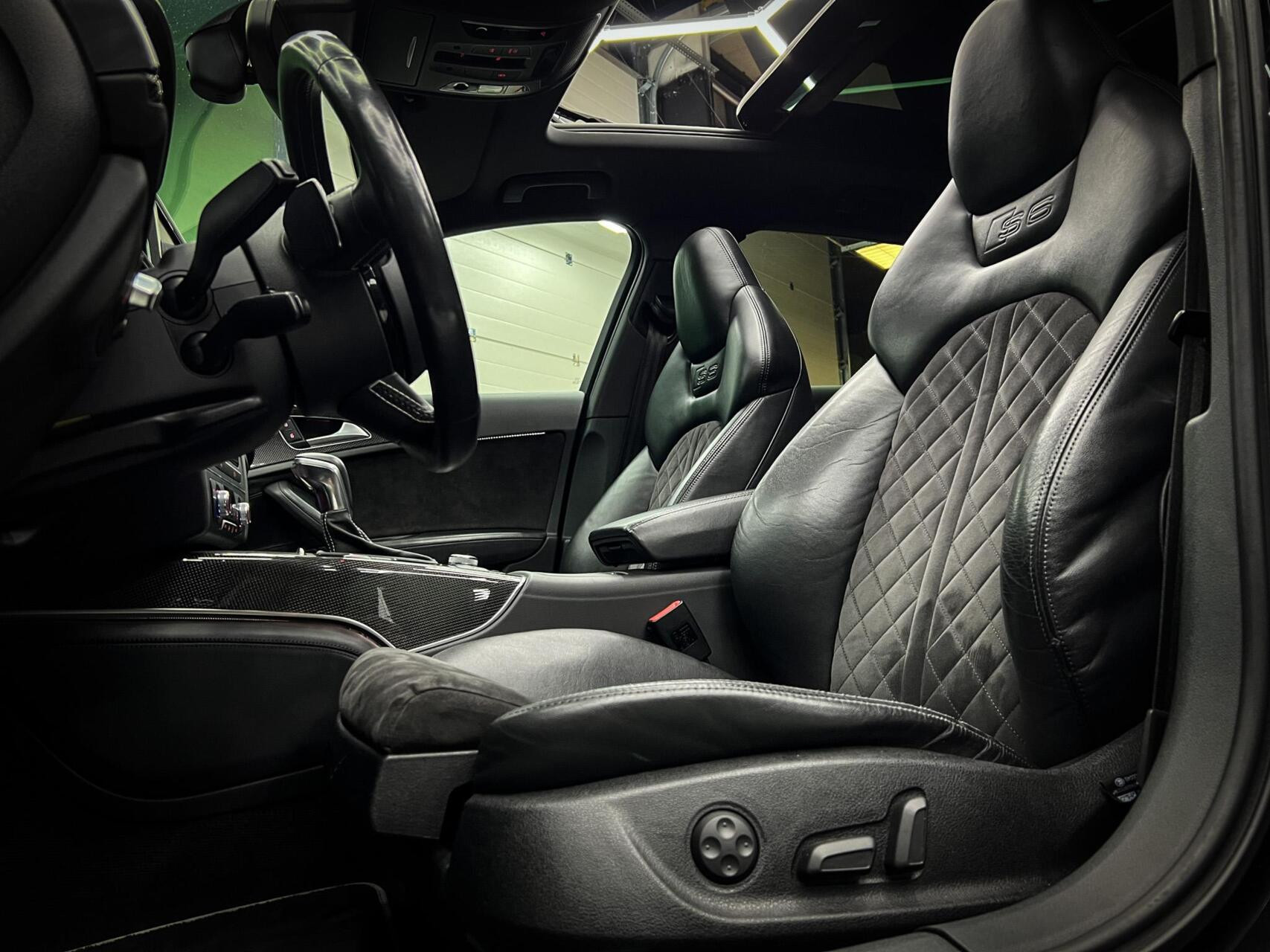 Hoofdafbeelding Audi S6