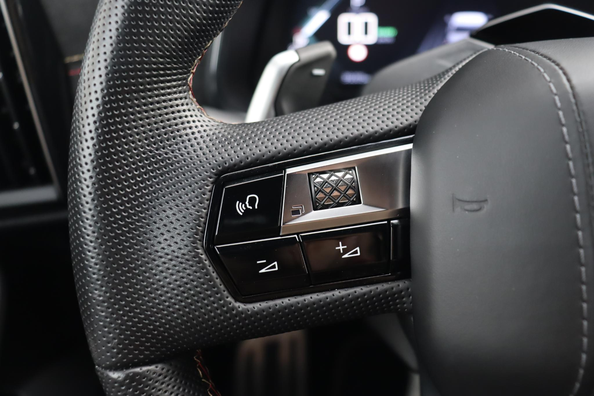 Hoofdafbeelding DS DS 9