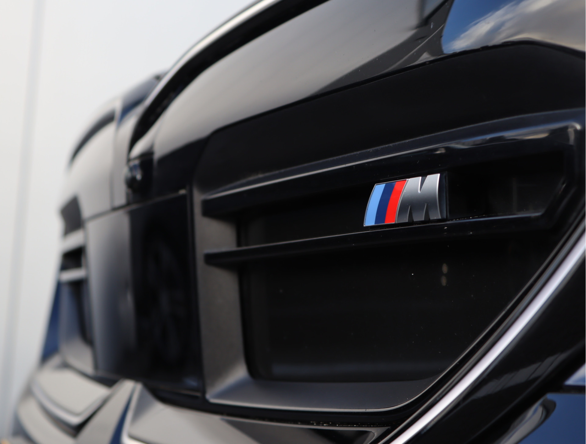 Hoofdafbeelding BMW i5