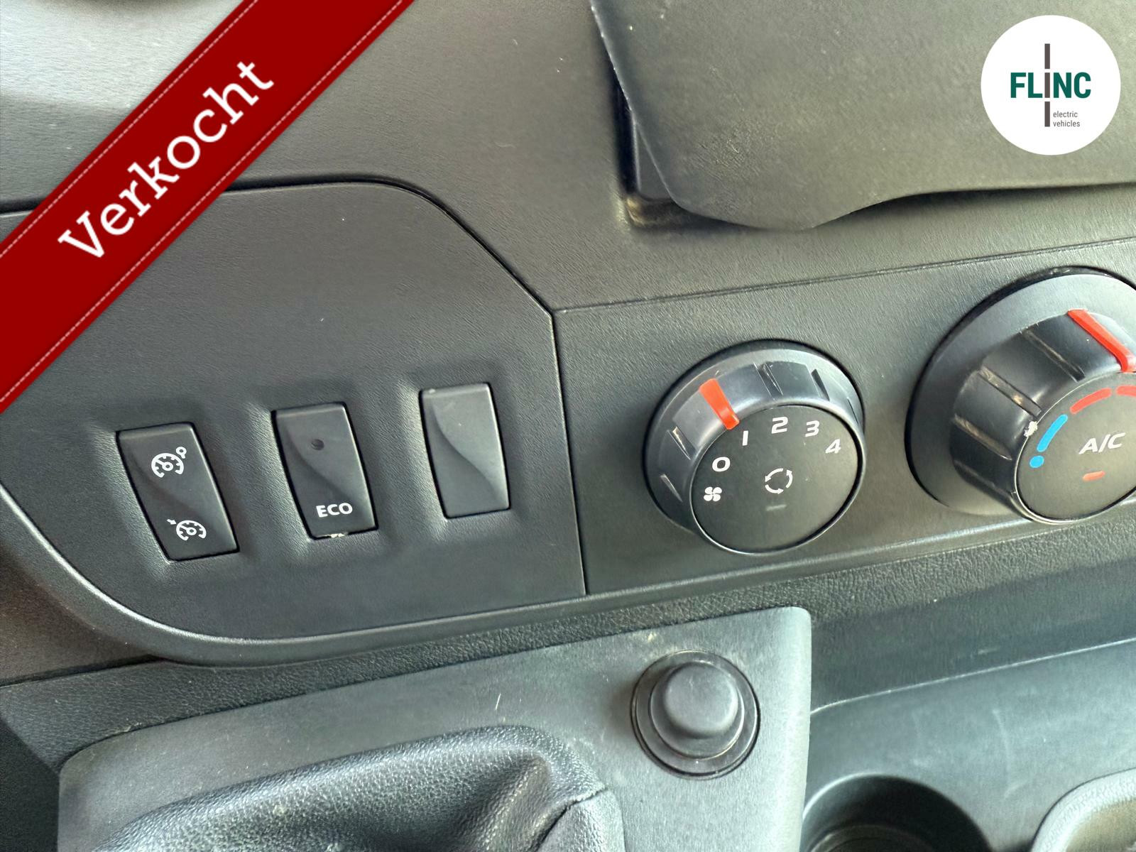 Hoofdafbeelding Nissan NV400