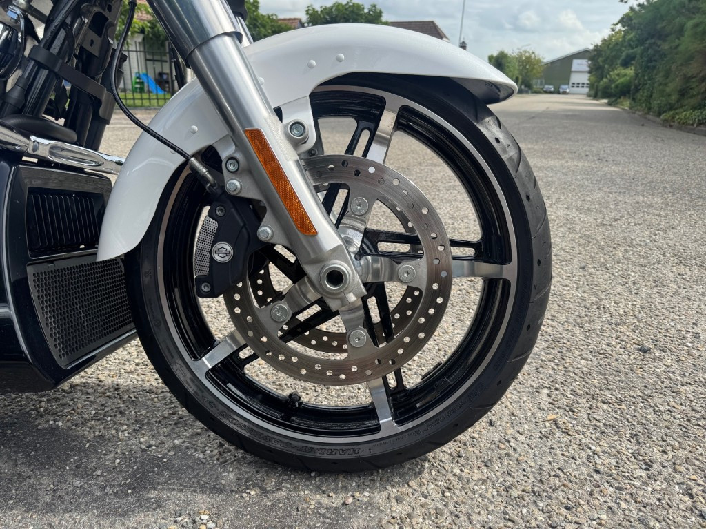 Hoofdafbeelding Harley-Davidson Street Glide