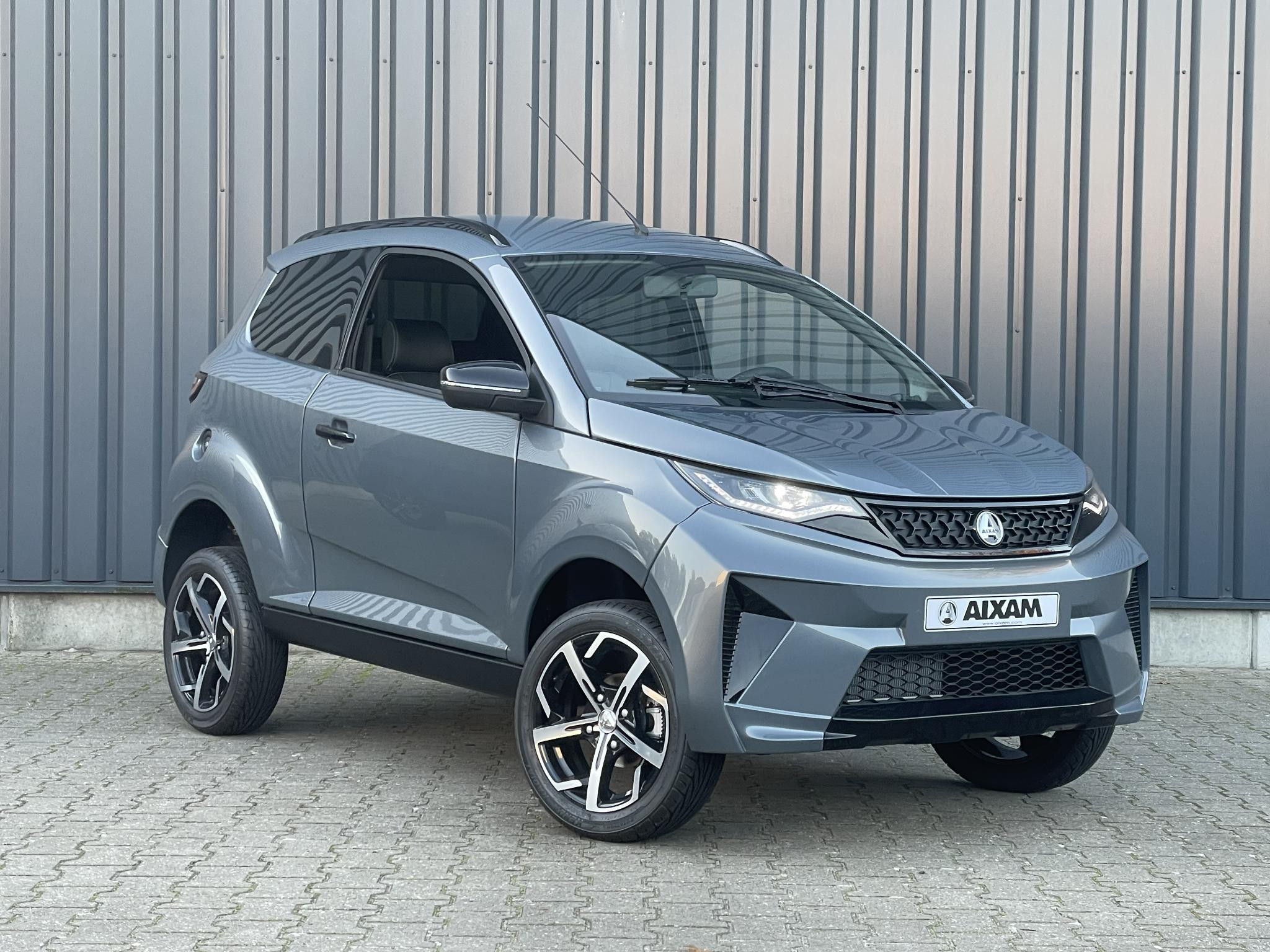 Hoofdafbeelding Axaim Crossover