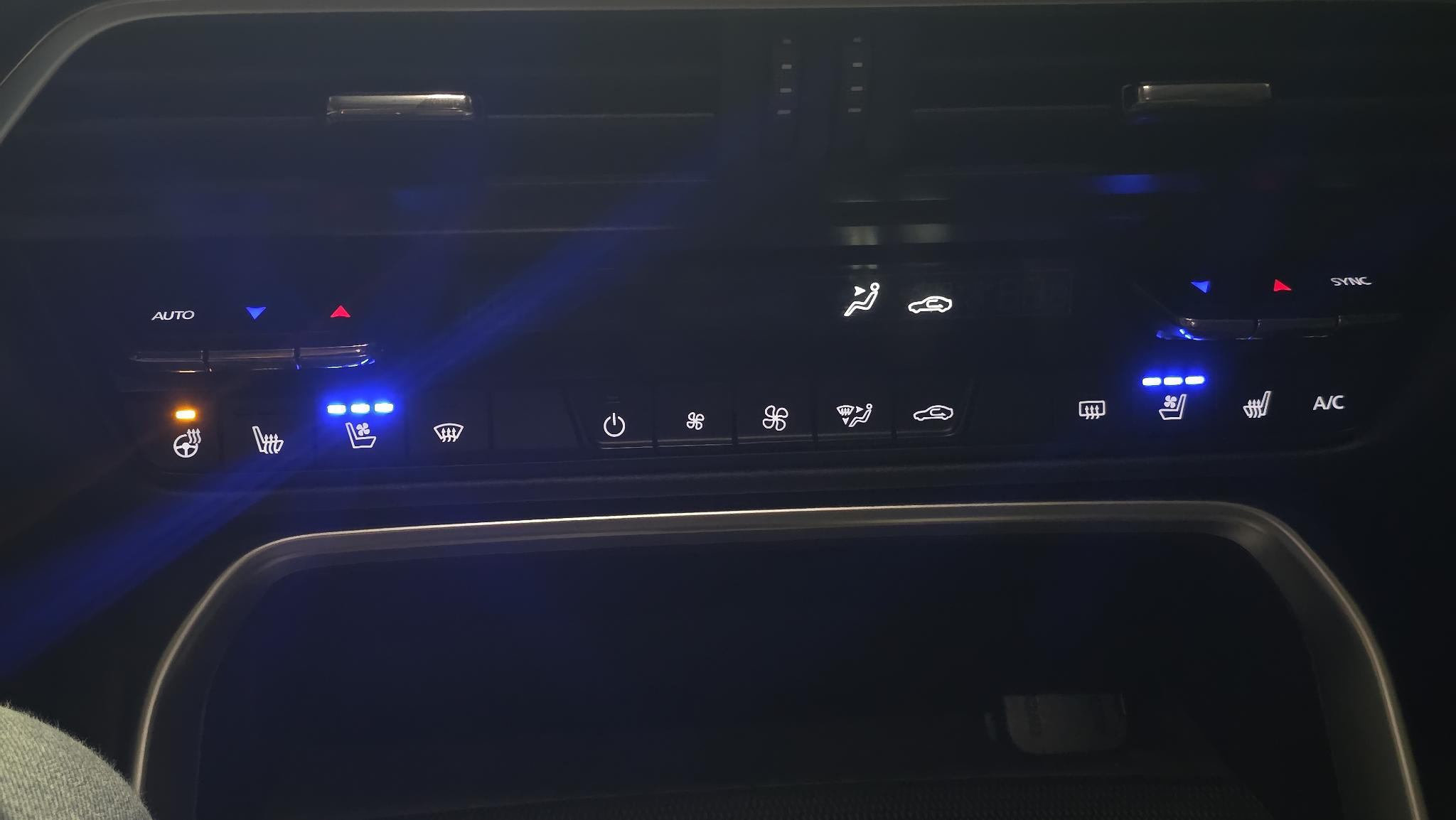 Hoofdafbeelding Mazda CX-60