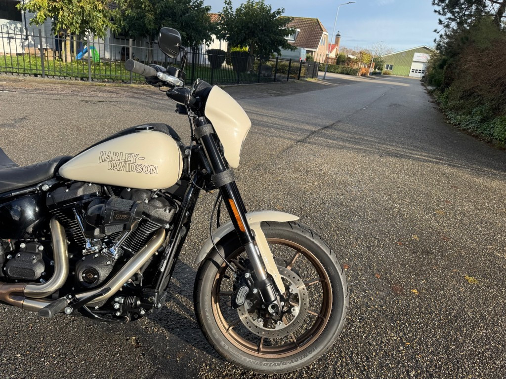 Hoofdafbeelding Harley-Davidson Low Rider