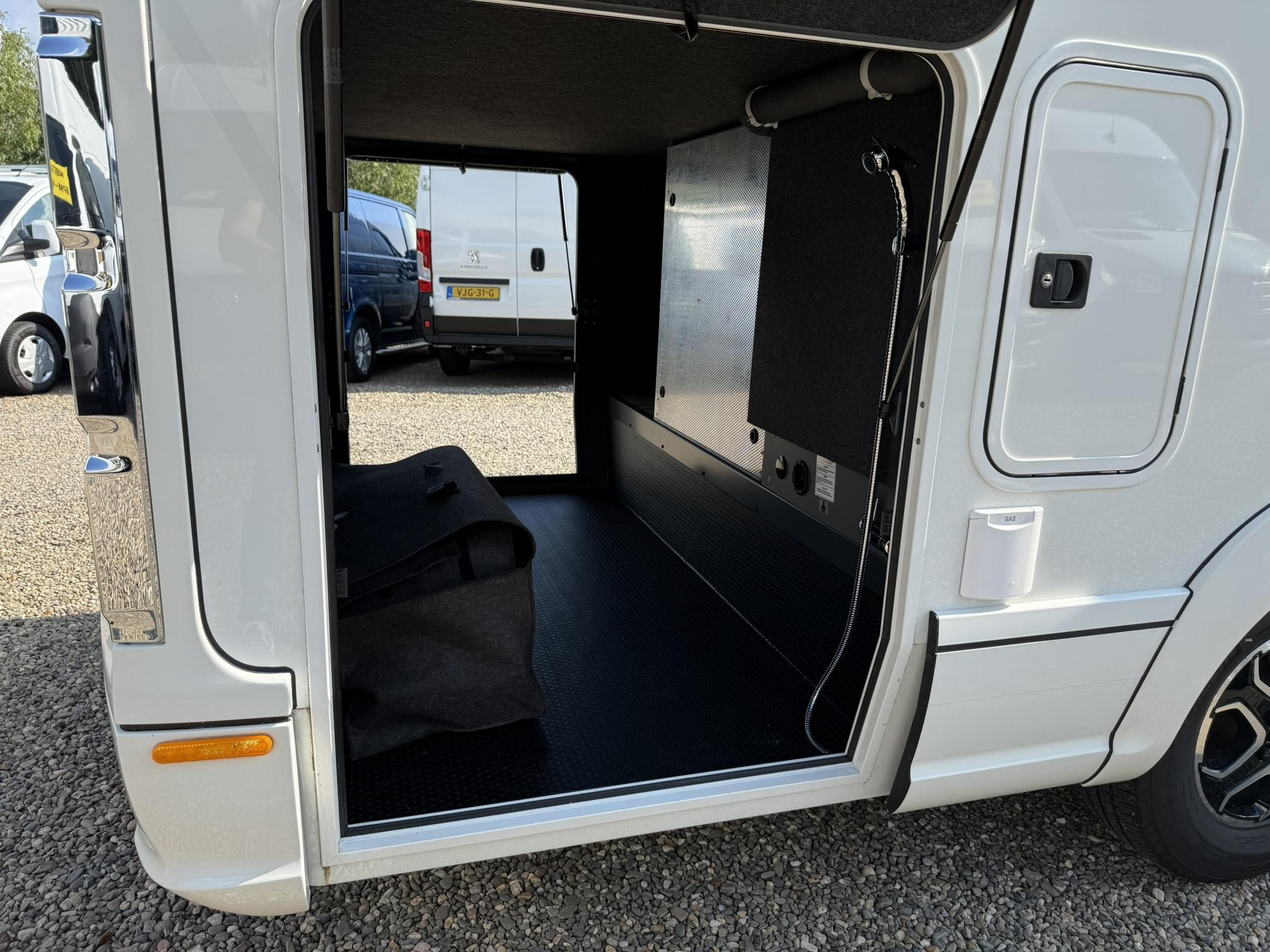 Hoofdafbeelding Niesmann+Bischoff ISmove 7.3 Clouline NIEUW