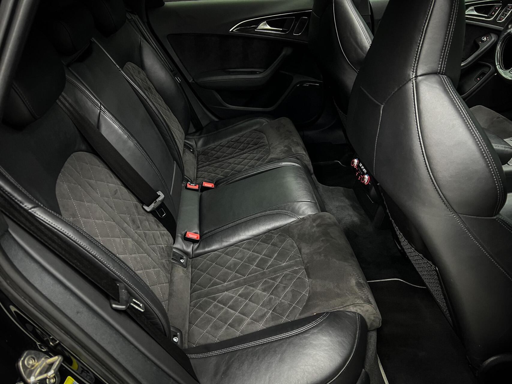 Hoofdafbeelding Audi S6