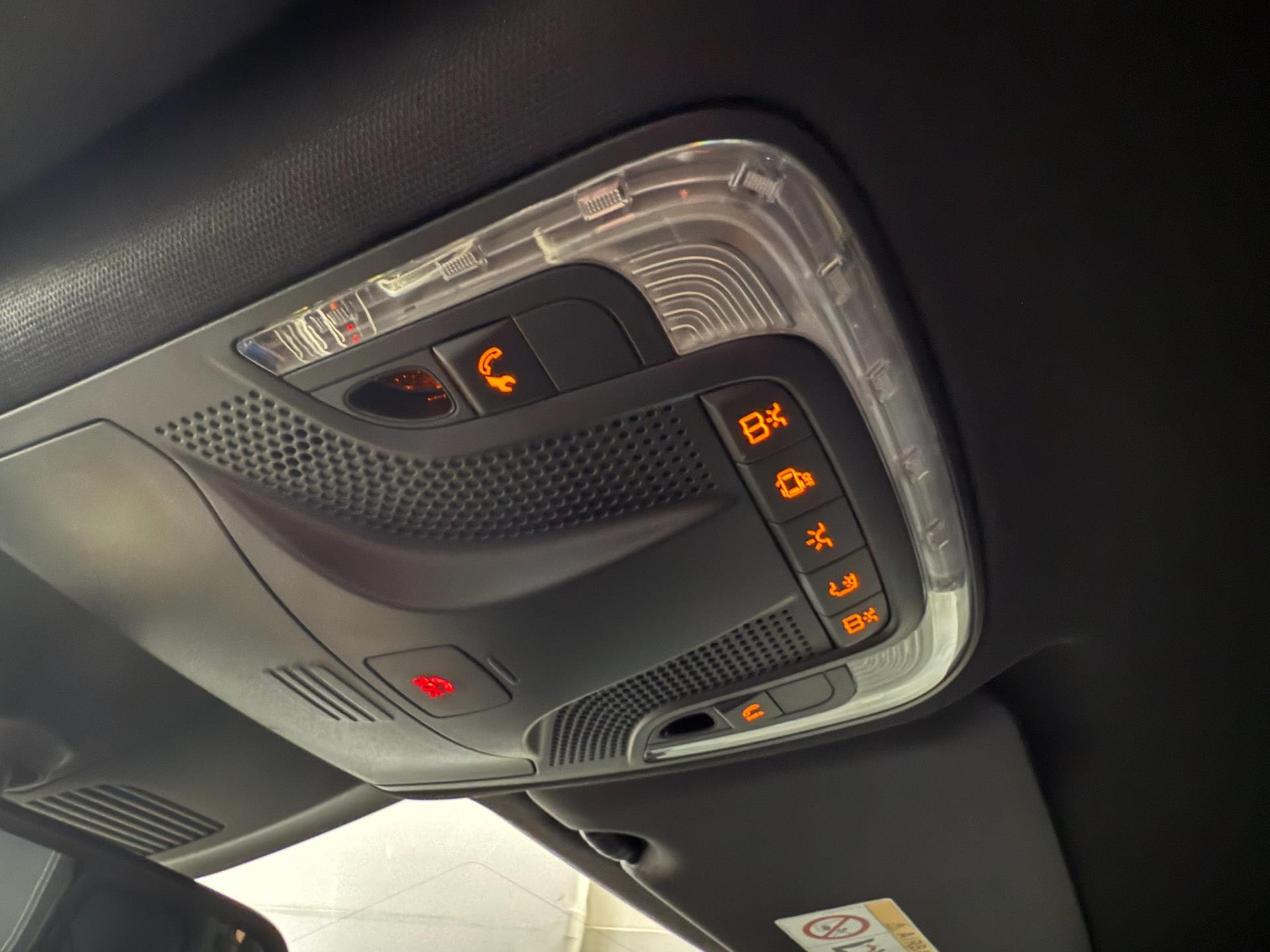 Hoofdafbeelding Mercedes-Benz EQV