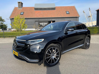 Hoofdafbeelding Mercedes-Benz EQC Mercedes-Benz EQC 400 4MATIC 80KW AMG-LINE PANORAMA-SCHUIFDAK 360" CAMERA