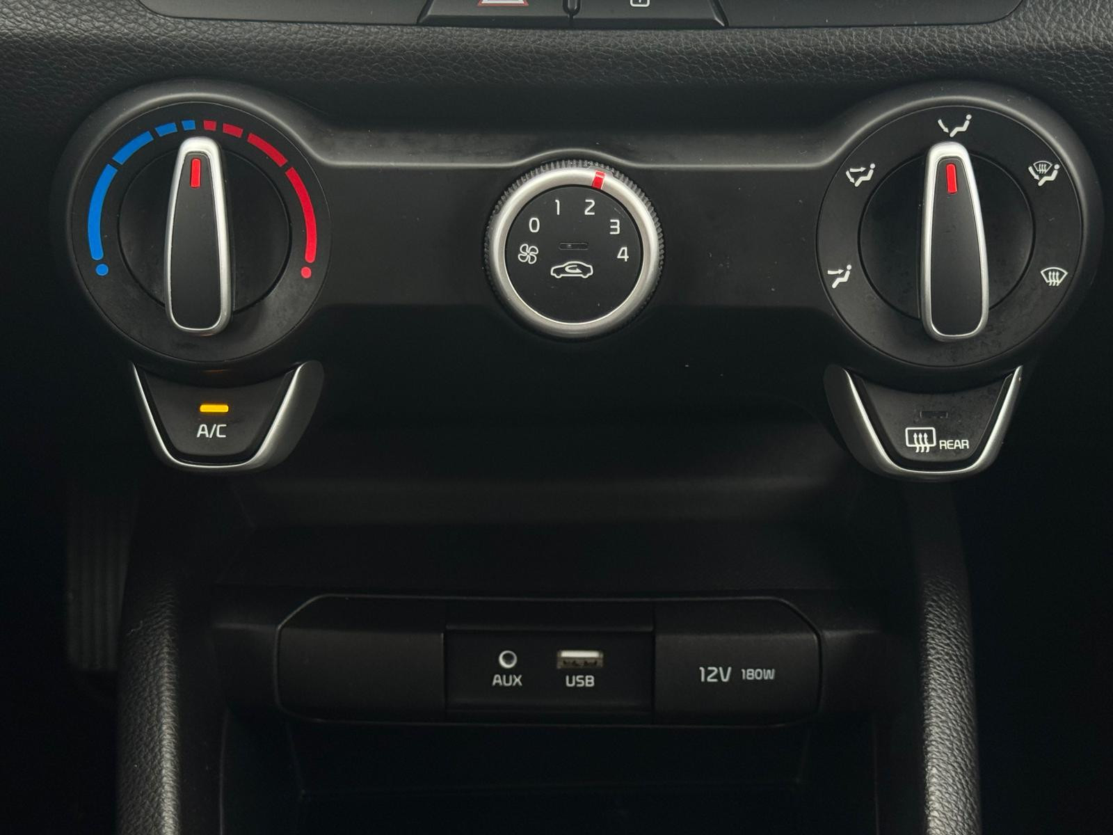 Hoofdafbeelding Kia Stonic