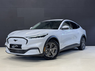 Hoofdafbeelding Ford Mustang Mach-E Ford Mustang Mach-E RWD 75 kWh | SOH 93,5% | Camera | Adaptive cruise | Carplay | Leder | Stoel/stuurverwarming