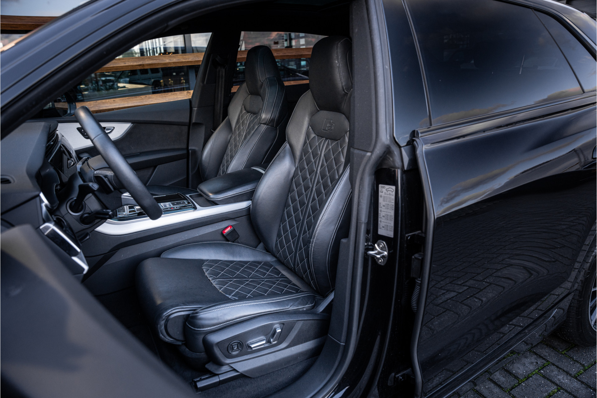 Hoofdafbeelding Audi Q8