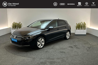Volkswagen Golf 1.4 204pk DSG eHybrid Style | 92% SoH | AppleCarplay/AndroidAuto, Navigatie, Digitaal Instrumentenpaneel |