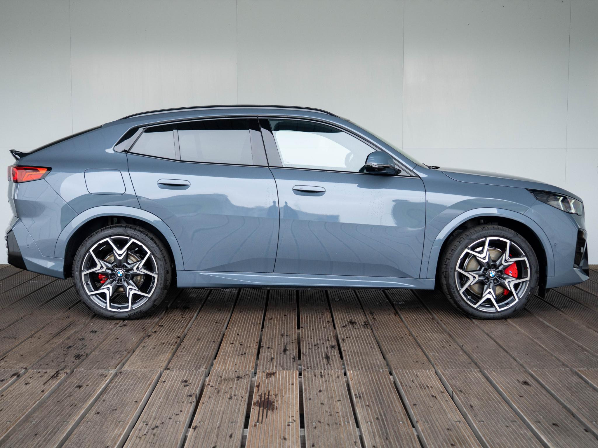 Hoofdafbeelding BMW iX2