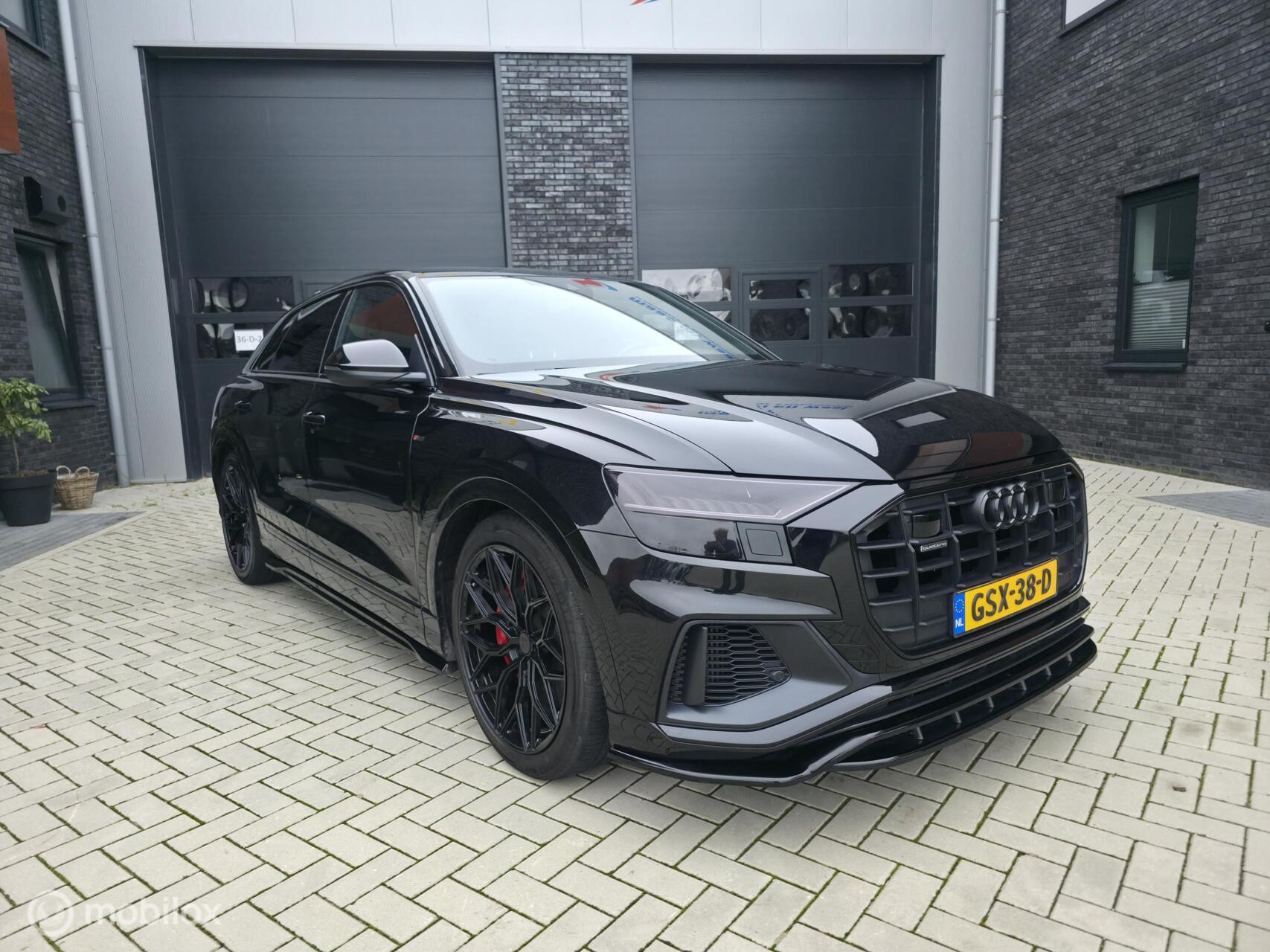 Hoofdafbeelding Audi Q8