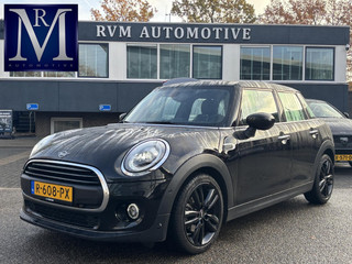 Hoofdafbeelding MINI One Mini Mini 1.5 One Chili | All season banden | PDC voor + achter | Sfeerverlichting | Sportstoelen | climate control | Full Led | keyless |  stoelverwarming – rijklaar met 12 BOVAG garantie!