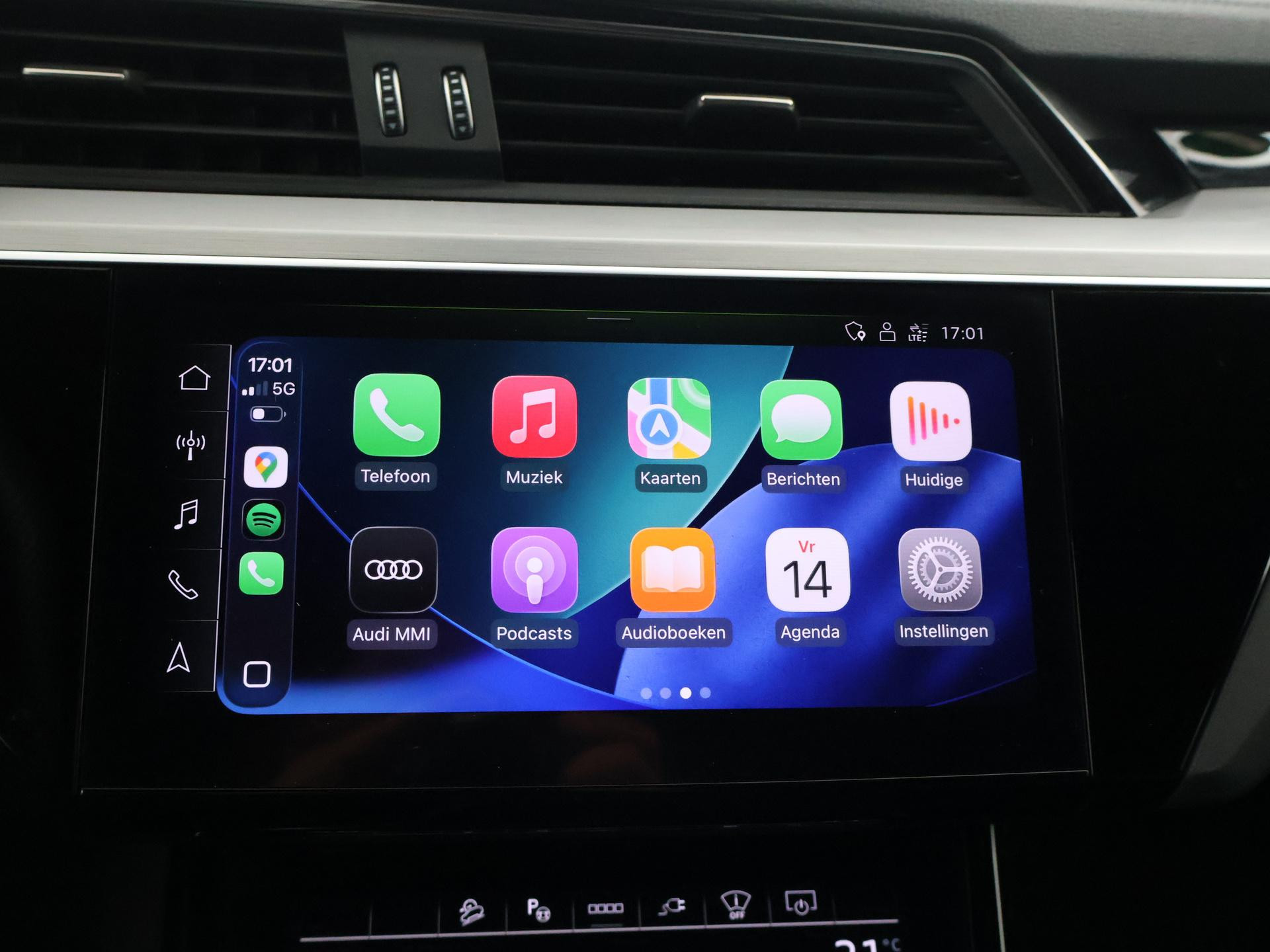 Hoofdafbeelding Audi Q8 e-tron