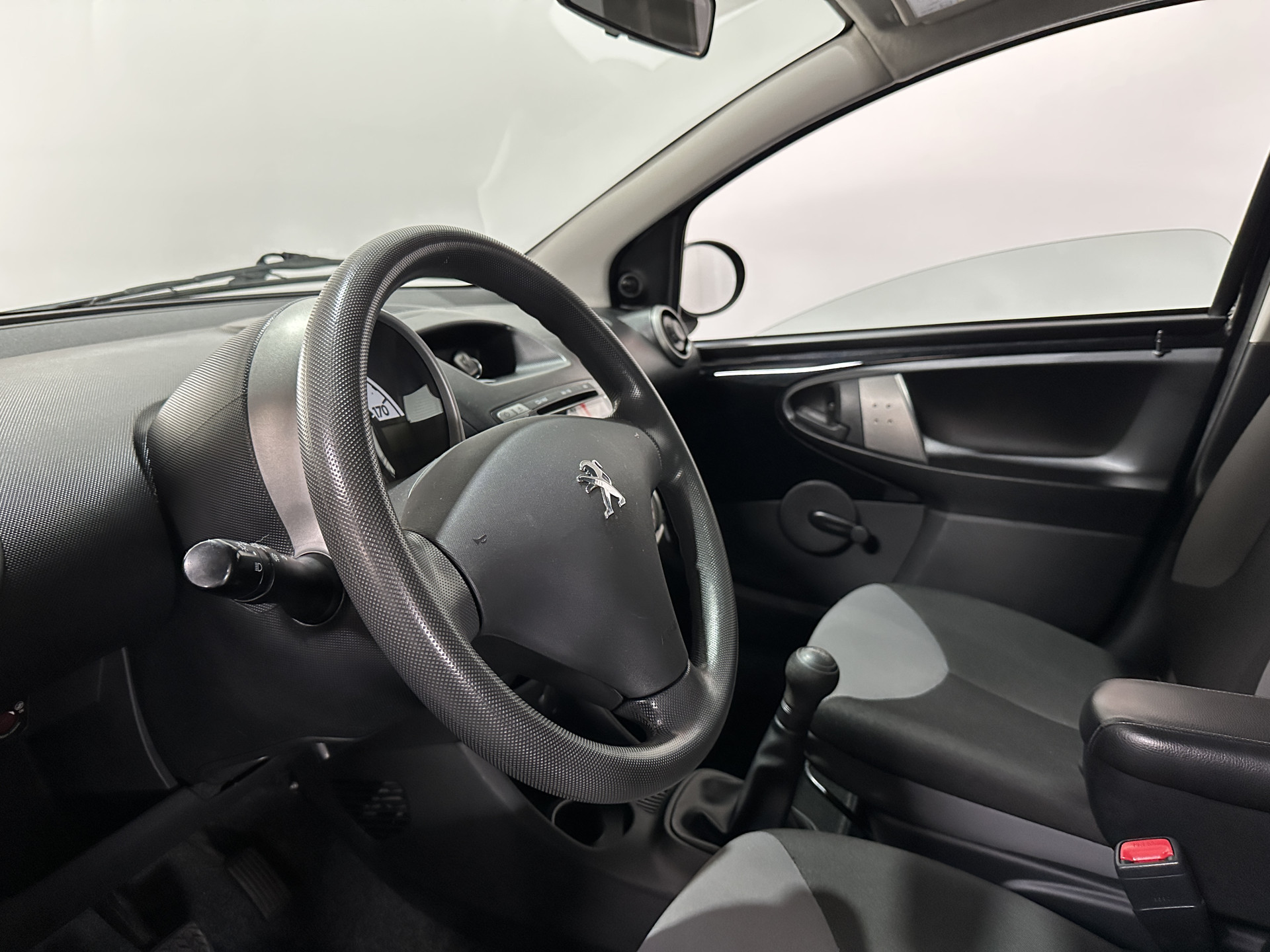 Hoofdafbeelding Peugeot 107