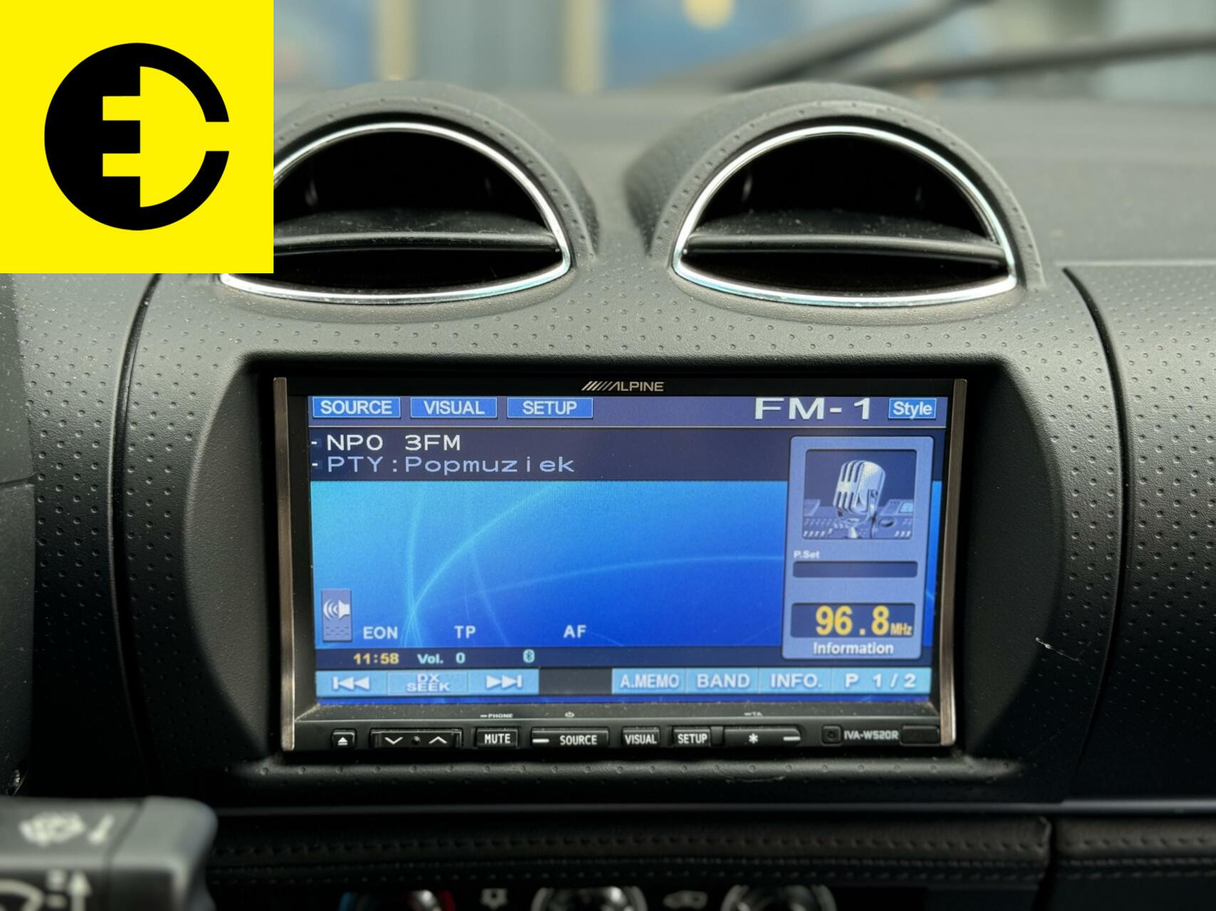 Hoofdafbeelding Tesla Roadster