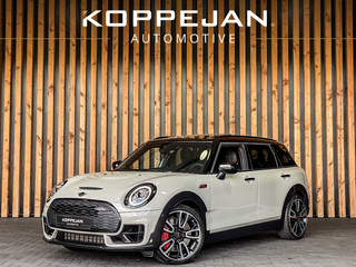 MINI Clubman 2.0 JCW ALL4 306PK Automaat | PANO | HARMAN/KARDON | LEDER | CAMERA | STOELVERWARMING | HEAD-UP |