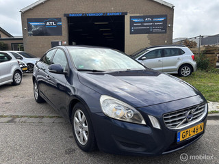 Zeer Nette Volvo S60 1.6 T3 VOLLEDIG DEALER! NIEUWE APK