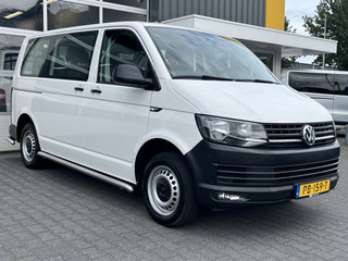 Volkswagen Transporter Kombi 2.0 TDI DSG Automaat 150 pk 8-persoons BTW en BPM vrij Airco Cruise control Trekhaak PDC 1e eigenaar Euro 6 Personenbus Kombi Combi Tourer Groepsvervoer Peronenvervoer