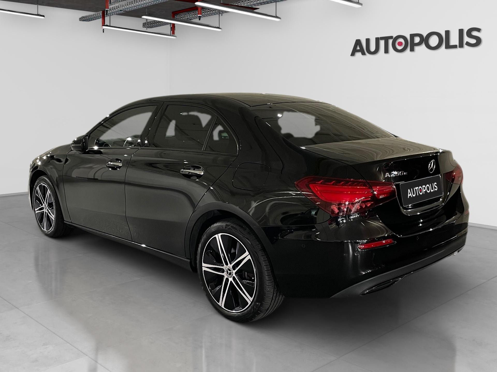 Mercedes-Benz-Classe A-image-12