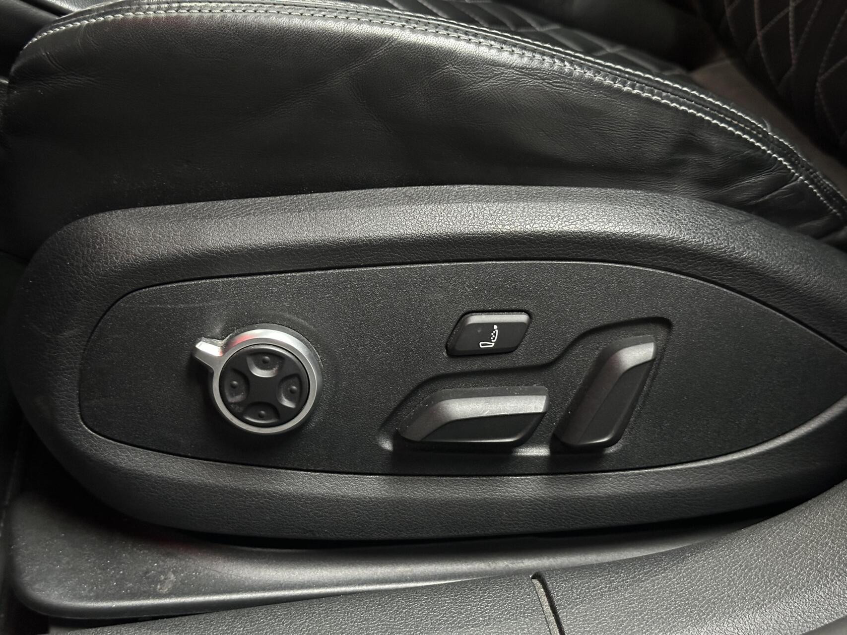 Hoofdafbeelding Audi S5