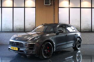 Hoofdafbeelding Porsche Macan Porsche Macan 3.0 GTS | Pano | Luchtvering | Alcantara!