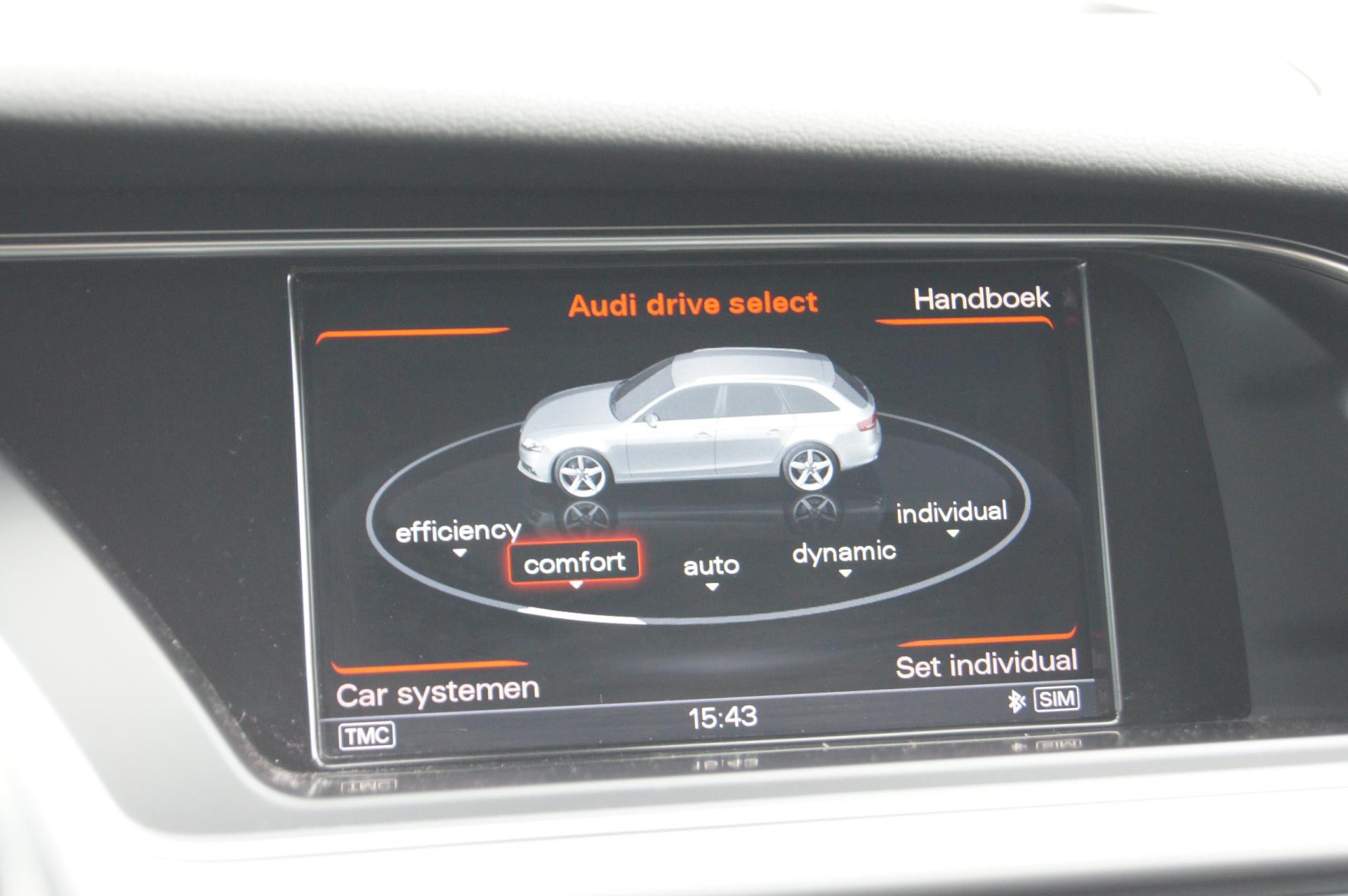 Hoofdafbeelding Audi A4