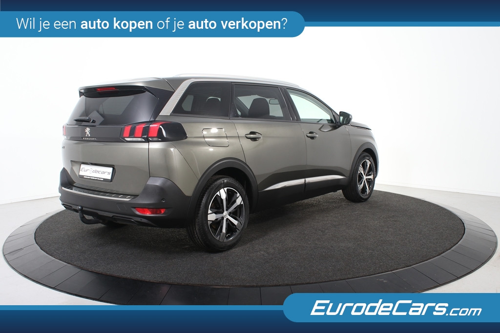 Hoofdafbeelding Peugeot 5008