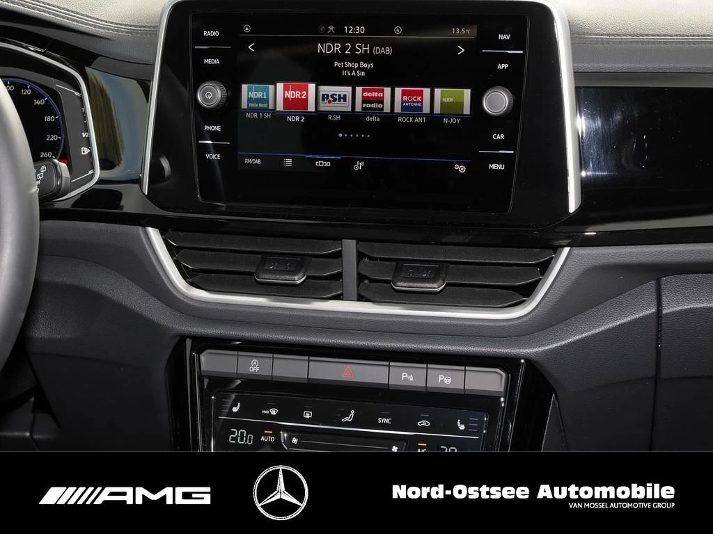 Volkswagen-T-Roc-image-8