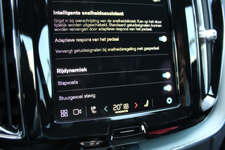 Volvo XC60 Volvo XC60 2.0 T6 Plug-in hybrid AWD Plus Black Edition | Panoramadak | H&K | 360 camera | Winterpack - afbeelding nr 38