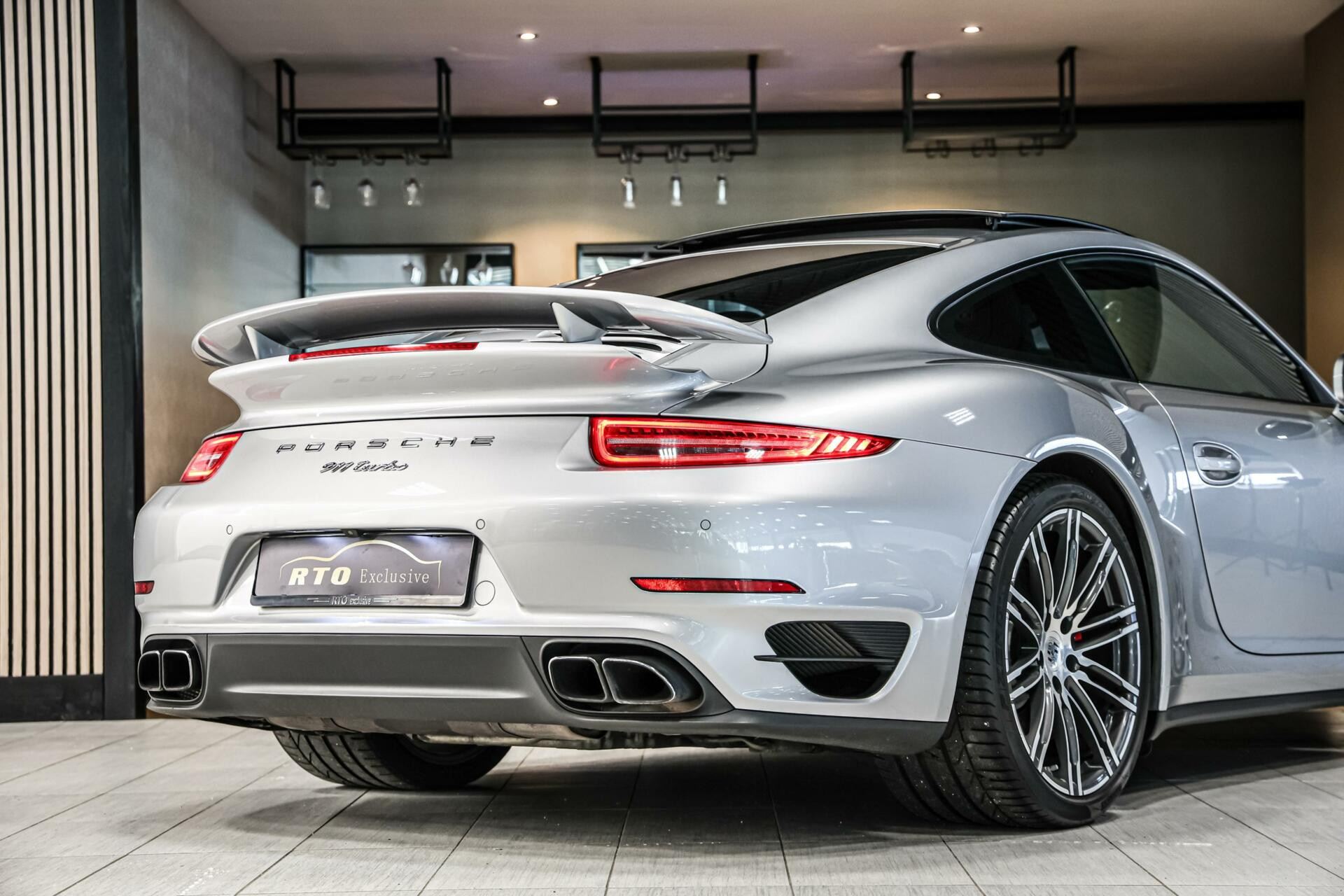 Hoofdafbeelding Porsche 911